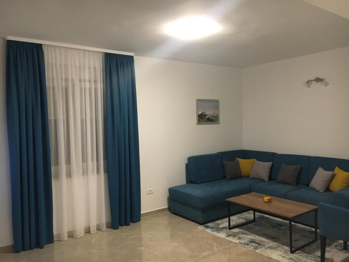 Leneda Apartments With Pool بولا المظهر الخارجي الصورة
